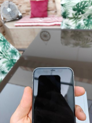 iPhone 11 Blanco 64GB Caja y Cable Nuevo