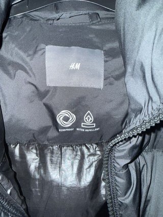 Chaqueta acolchada H&M negra Talla S