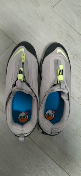 Zapatillas Nike Air Max DN grises y verdes