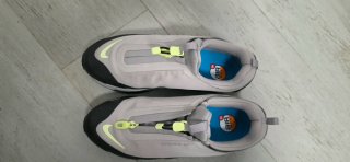 Zapatillas Nike Air Max DN grises y verdes