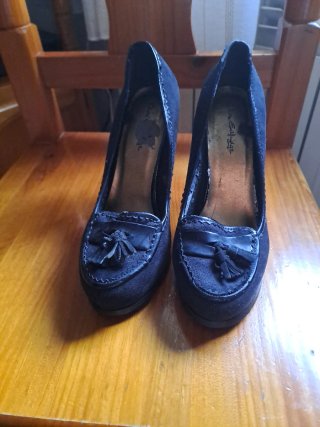 Zapatos tacón alto negros