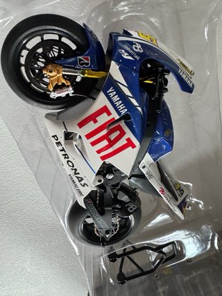 Moto Yamaha Valentino Rossi MotoGP 1:12