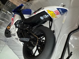 Moto Yamaha Valentino Rossi MotoGP 1:12