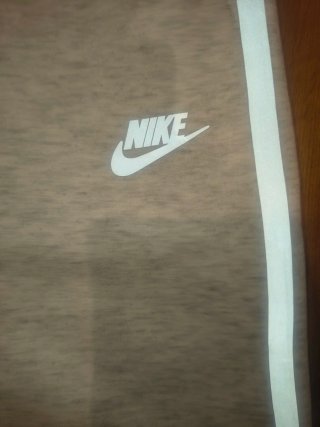 Pantalón Nike Tech Reflectante Gris-Blanco