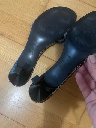Sandalias Mango estampado serpiente