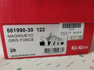 Sandalias piel niño talla 29 Kickers
