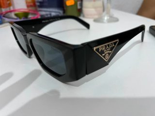 Gafas de sol Prada negras autenticas