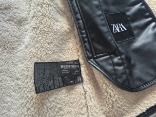 Chaqueta Zara Negra con Borrego