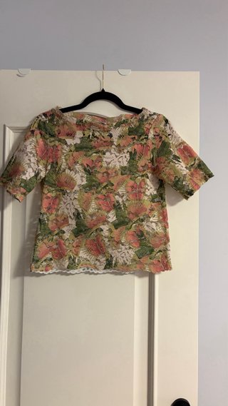 Blusa Adolfo Dominguez calada floral