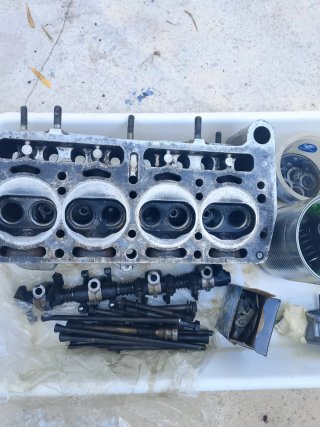 Motor y despiece SEAT 600