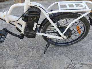 Bici eléct Nilox plegable SIN CARGADOR de BATERIA