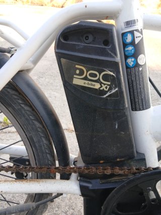 Bici eléct Nilox plegable SIN CARGADOR de BATERIA
