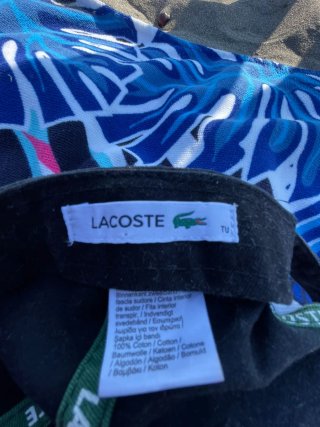 Gorra Lacoste Negra con Logo Cocodrilo