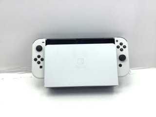 E734546-0 NINTENDO SWITCH OLED