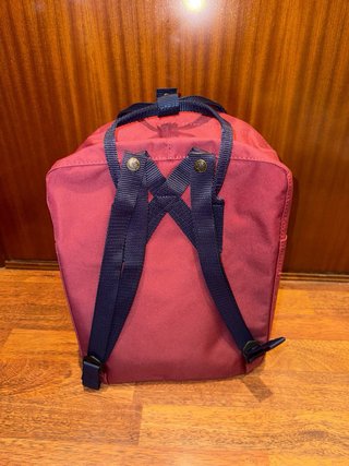 Mochila Fjallraven Kanken 16L Roja