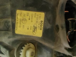 Fanale sinistro Ford Fiesta 99 2002 senza vetro bo
