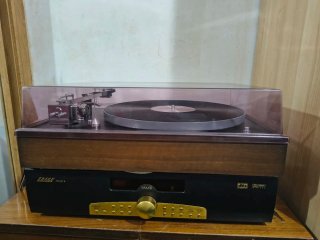 Tocadiscos ERA 666