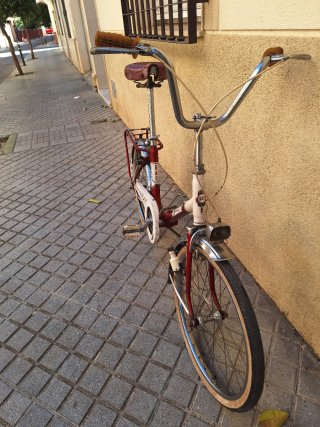Bicicleta Mobylette A.C. Roja