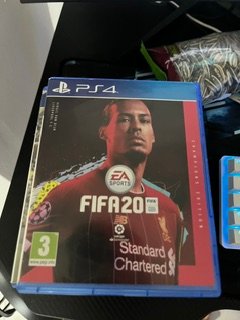 PS4 (PlayStation 4) 861GB Negra + Mando + 8 Juegos