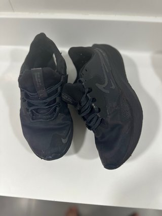 Lote Zapatillas Jordan ,Nike y Levis