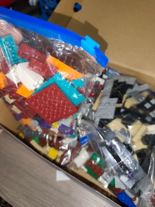 Lego 76945, lego minicraft Mega Construx Hot Wheel