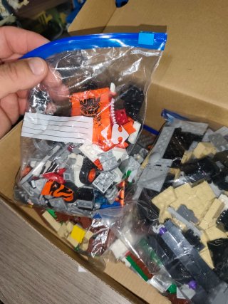 Lego 76945, lego minicraft Mega Construx Hot Wheel