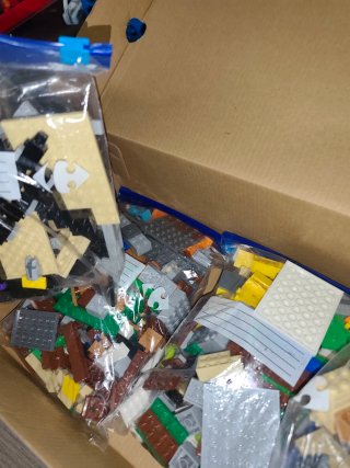 Lego 76945, lego minicraft Mega Construx Hot Wheel