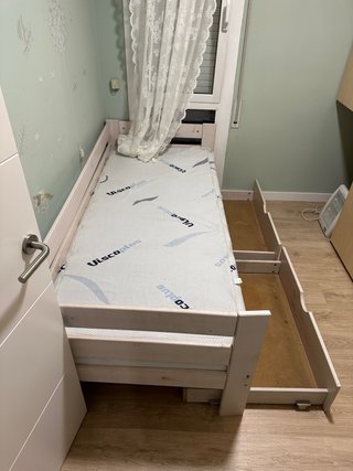 Letto a castello con 2 cassetti e materasso