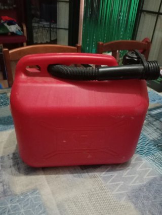 Garrafa de gasolina roja 10 l