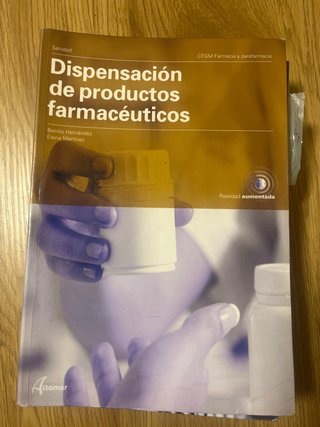 Libros 1 de farmacia y parafarmacia (grado medio)