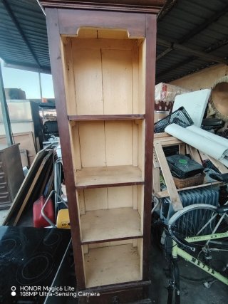 Cómoda vintage de madera