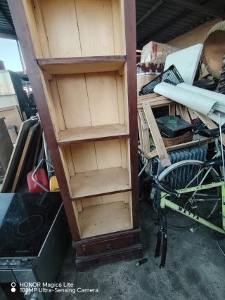 Cómoda vintage de madera