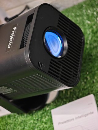 Proyector 4K WiFi 6 Bluetooth 5.4