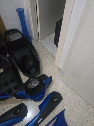 Despiece Kymco Agility 125 Azul/Negro