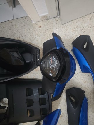 Despiece Kymco Agility 125 Azul/Negro