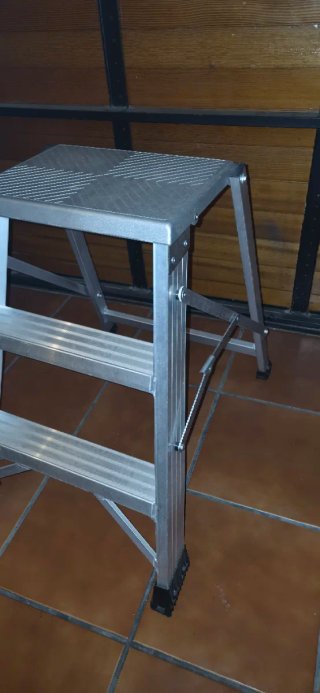 Escalera aluminio 3 peldaños