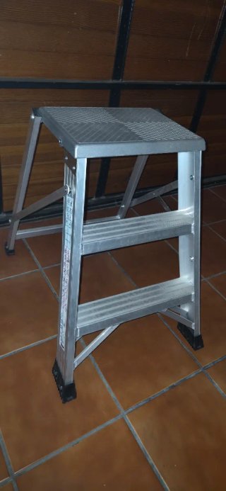 Escalera aluminio 3 peldaños