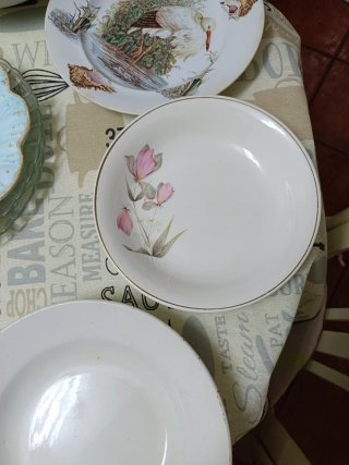 Platos vintage cerámica y Duralex