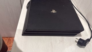 Consola Playstation 4 Negra