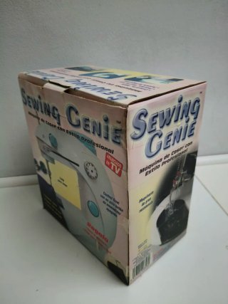 Máquina de Coser Mini Sewing Genie + Bobinas