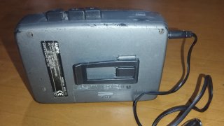 Walkman Sanyo Radio Cassette Player