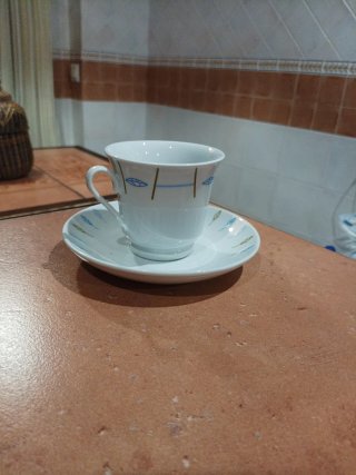 Juego de 6 tazas y platillos de cristal/porcelana