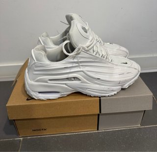 Zapatillas Nike NOCTA Blancas, una sola puesta.
