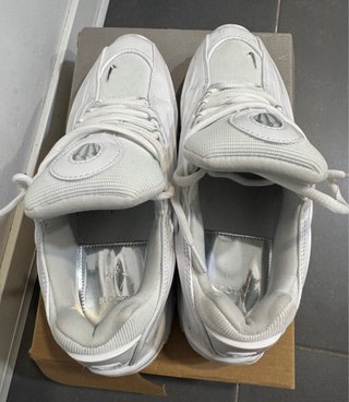 Zapatillas Nike NOCTA Blancas, una sola puesta.