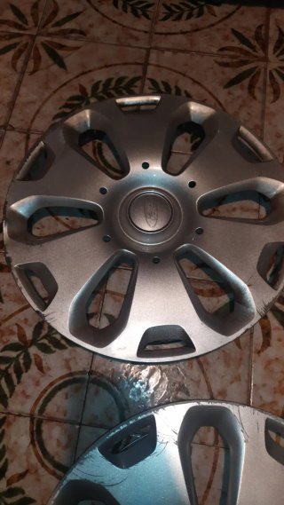 Tapacubos Ford 14 (4 unidades)