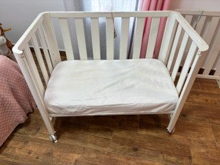 Mini cuna DOCO con colchón. Regalo todo el textil