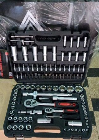 Kit Attrezzi 108 Pezzi Chiavi Bussola
