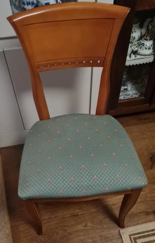 4 Sillas Tapizadas Madera