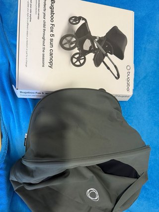 Bugaboo Fox 5 + Saco Invierno Rojo + Capota Verano