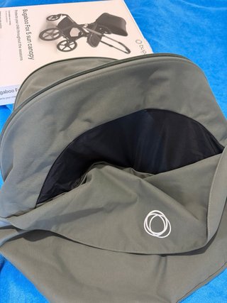 Bugaboo Fox 5 + Saco Invierno Rojo + Capota Verano